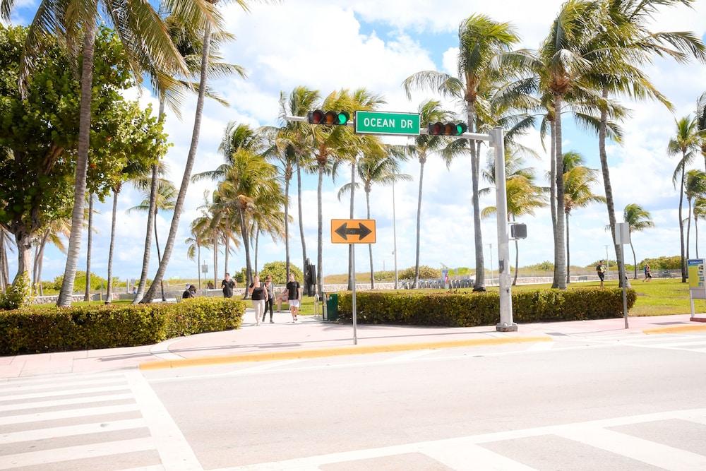 Ithaca Aparthotel Miami Beach Bagian luar foto