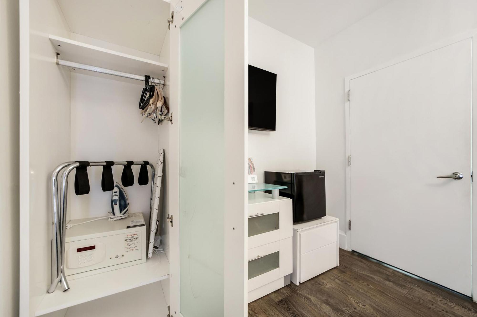Ithaca Aparthotel Miami Beach Bagian luar foto