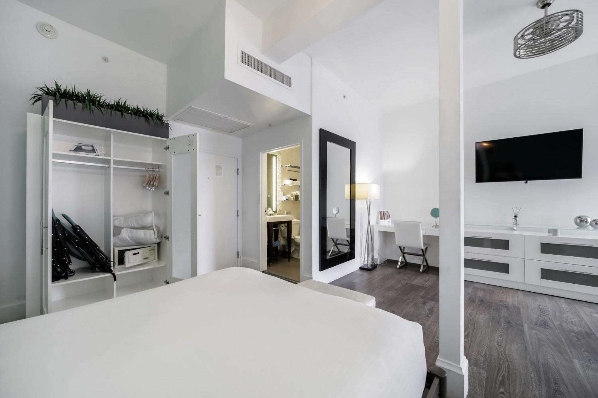 Ithaca Aparthotel Miami Beach Bagian luar foto